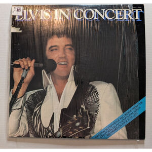 Vintage 1977 RCA Victor 2-LP album release of "Elvis In Concert"